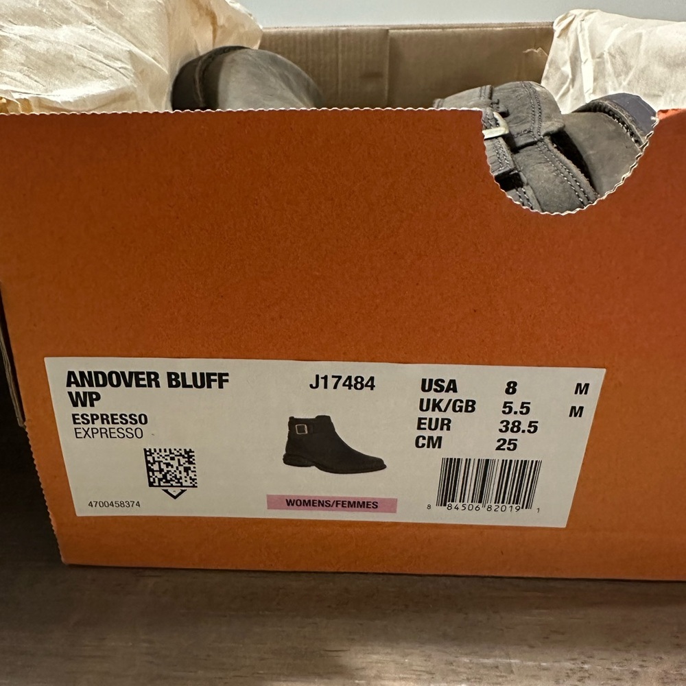 Women’s Merrell Espresso Andover Bluff Winter Boots size 8